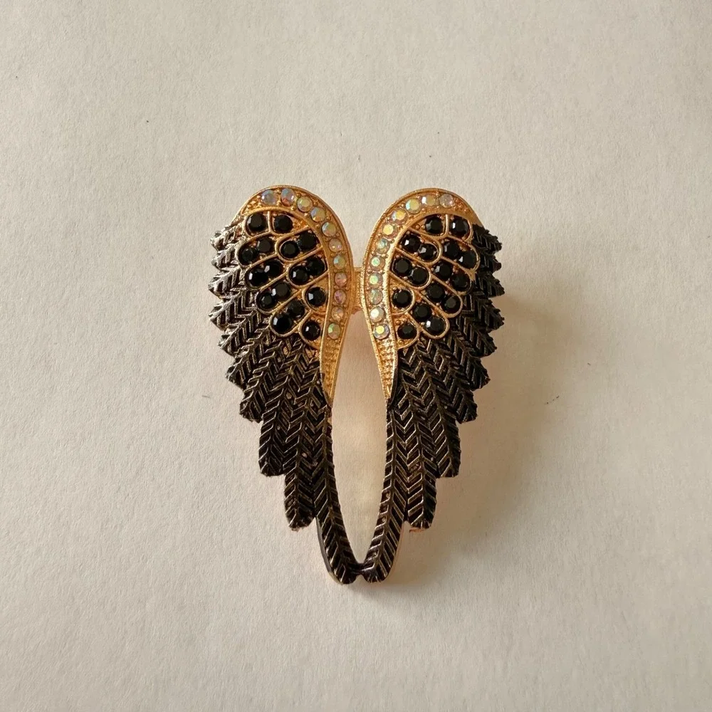 Gold Tone Angel Wing Brooch Black Rhinestone AB Crystal Fashion Pin‎